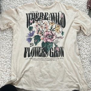 Oversized tshirt youth sized xl fits like a women’s medium